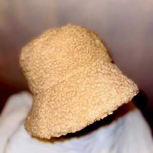 Gorgeous Light Brown Teddy Fluffy Fuzzy Faux Fur Bucket Hat
